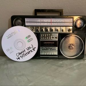 Mac Cosmetics bundle deal🥀